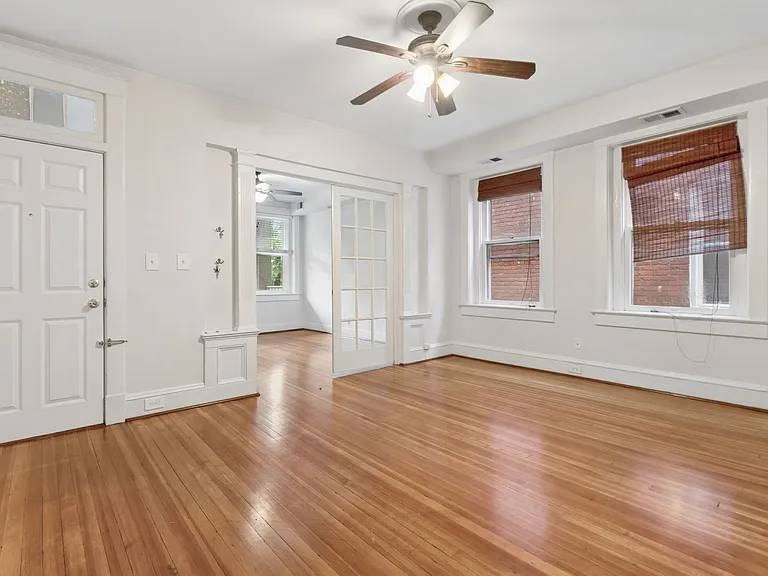 1323 Colonial Ave #3 — Photo 3