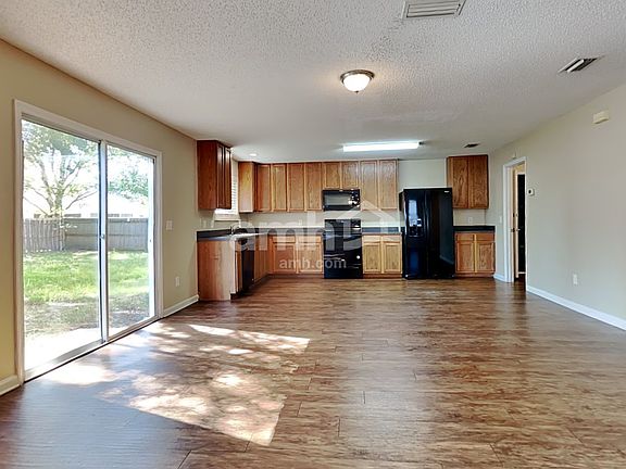 4th image of 9734 Hazel Lake Dr