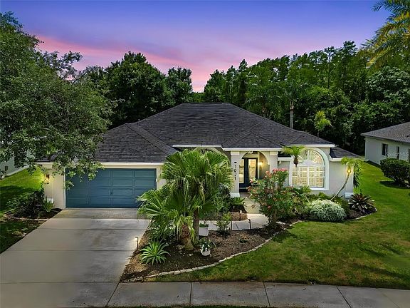 3rd image of 1021 Arlinbrook Dr