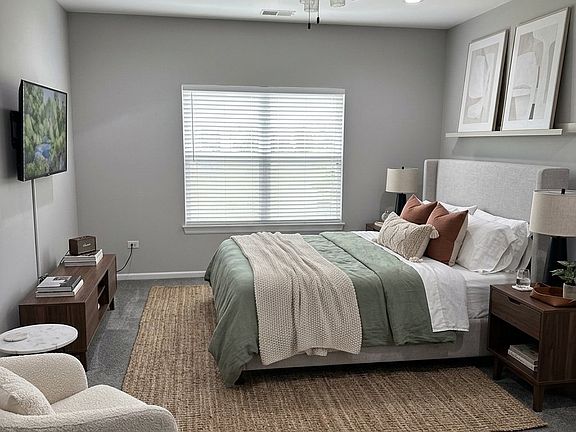 5th image of 1291 W Lake St APT 104