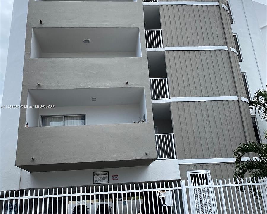 1st image of 2000 NE Biarritz Dr #205
