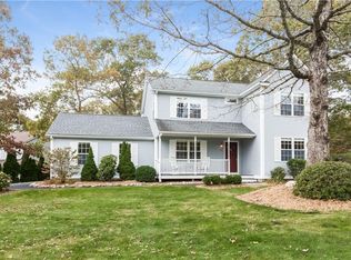 7 Longview Ct, South Kingstown, RI 02879