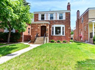 6435 N Kimball Ave, Lincolnwood, IL 60712