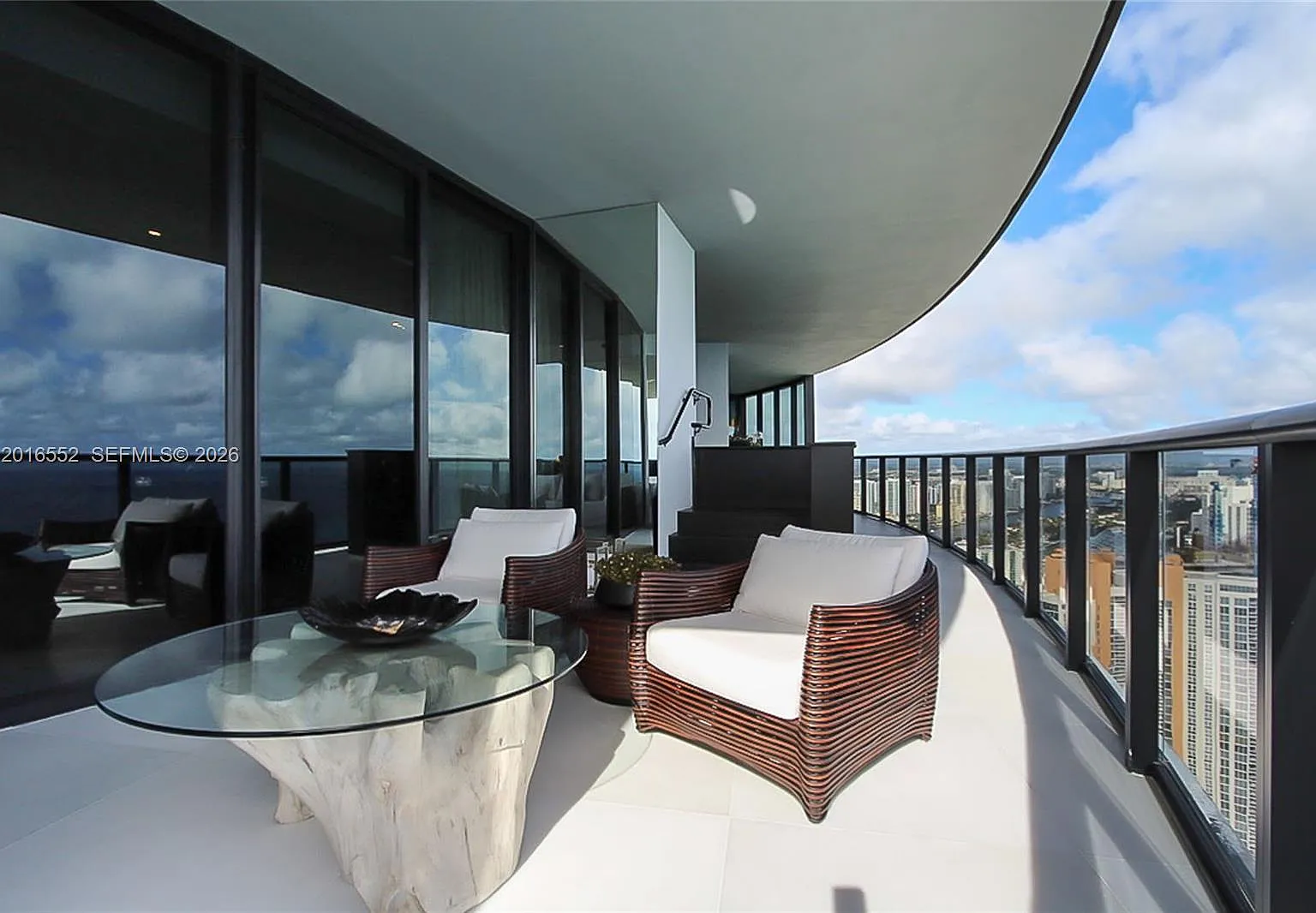 Porsche Tower — Photo 3