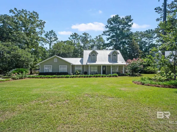 1502 Bradley Ave, Bay Minette, AL 36507