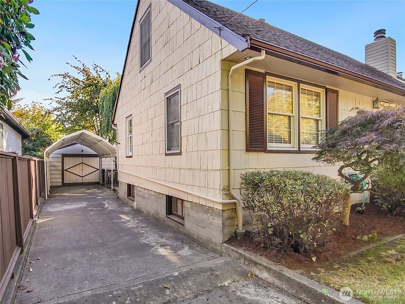 2nd image of 3007 NW 64th Street