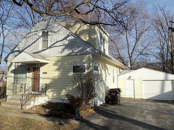 3rd image of 17217 Center Ave