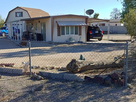 2nd image of 11021 N Hillside Dr