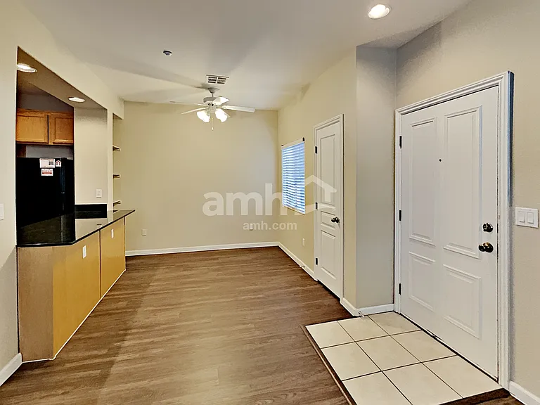 10486 Tuscany Rose Ct — Photo 9