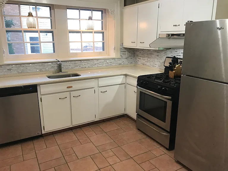 100 Partridge Ave — Photo 16
