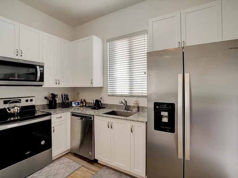1451 Pioneer Way — Photo 21