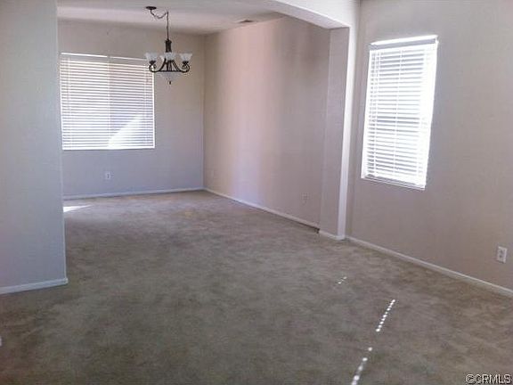 4th image of 31936 Gladiola Ct