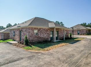203 Rustling Pine Dr, Oxford, MS 38655