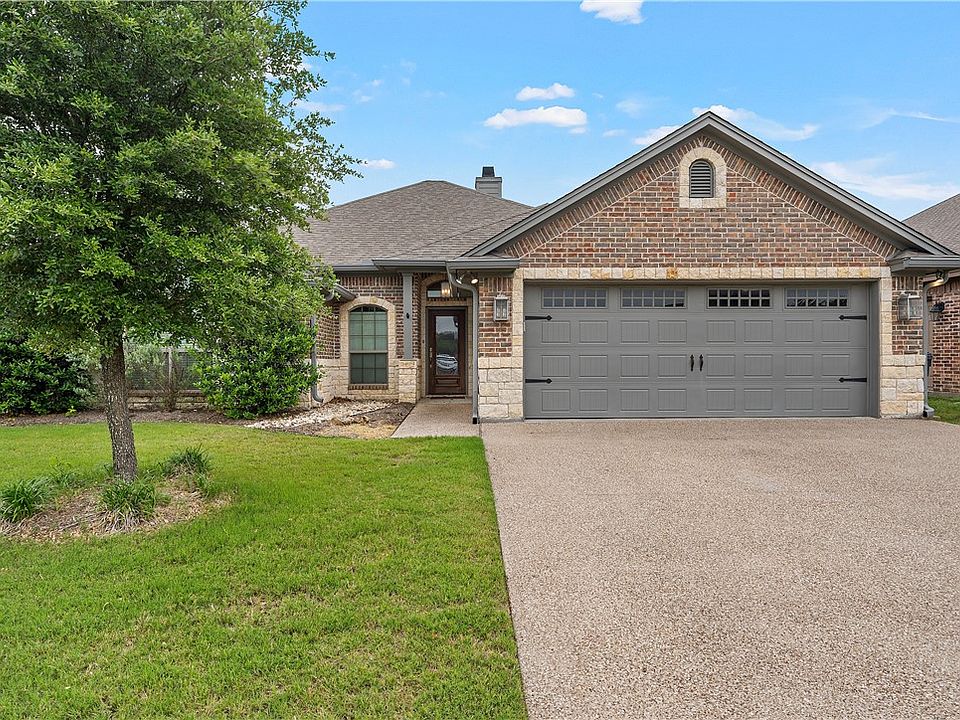 1st image of 9816 Houston Dr
