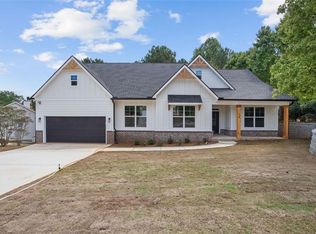 14 Mitchell Run, Hiram, GA 30141