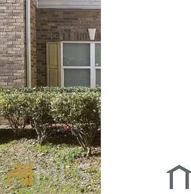 2nd image of 2104 Waldrop Pl