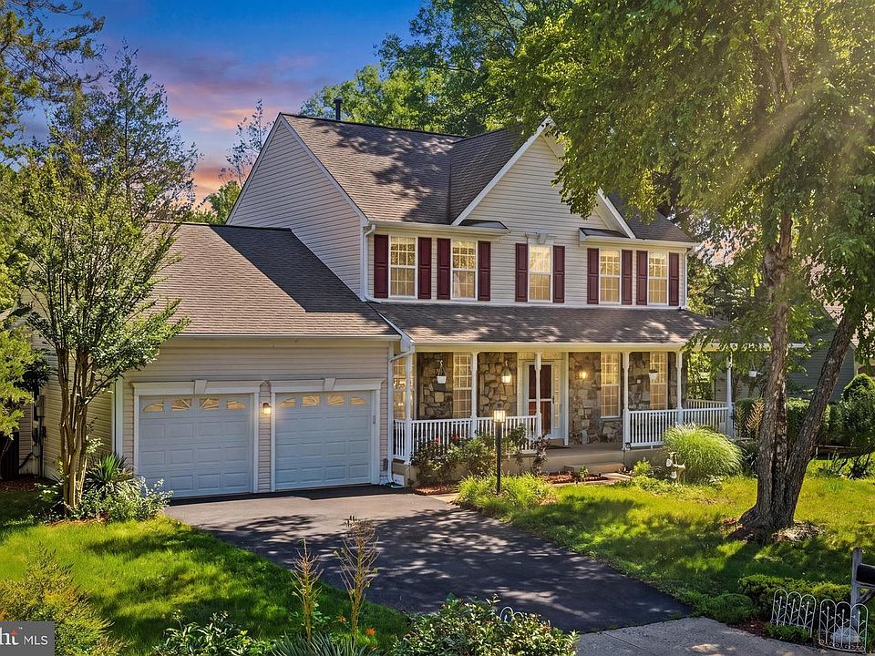 1st image of 9451 Weathersfield Dr