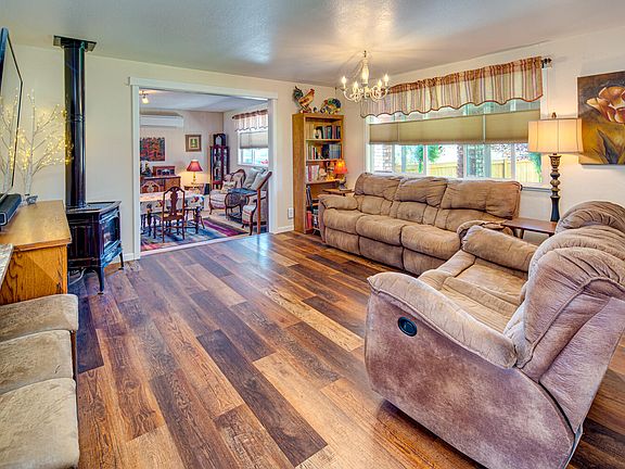 5th image of 2218 SW 79th St