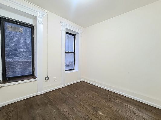 2nd image of 250 Broome St #A
