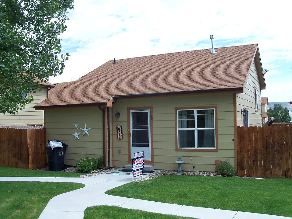 1st image of 700 Shoshone Ave Unit 25