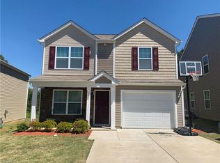 4004 Long Arrow Dr, Concord, NC 28025