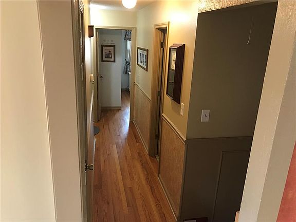 5th image of 2511 N 73rd Pl