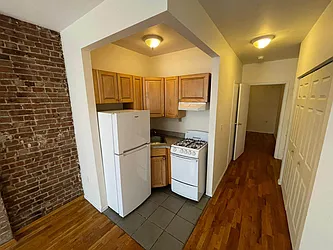 Rented by Best Apartments North Inc