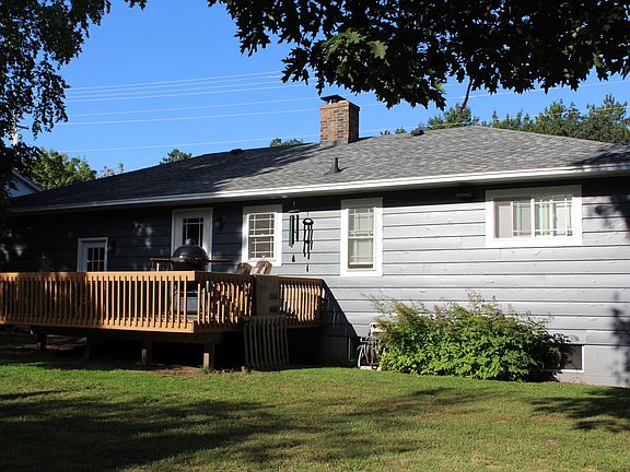 4th image of 1510 Lincoln Ave