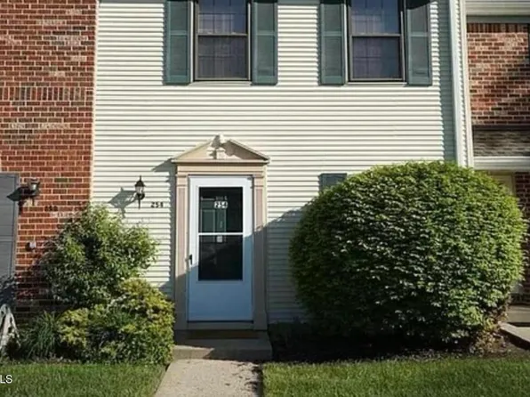 254 Bromley Pl #254, East Brunswick, NJ 08816