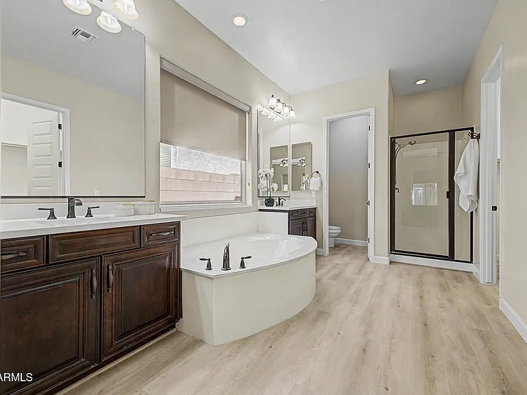2937 E Longhorn Dr — Photo 6