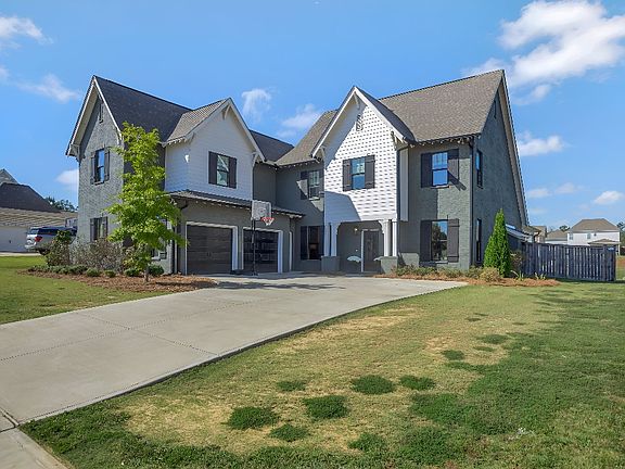 2nd image of 329 Barksdale Ln