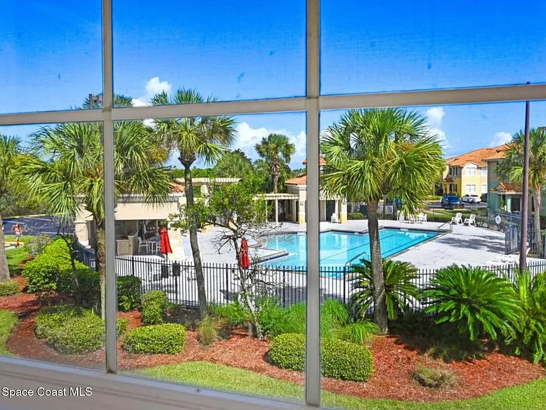 1747 Sophias Dr #202 — Photo 2