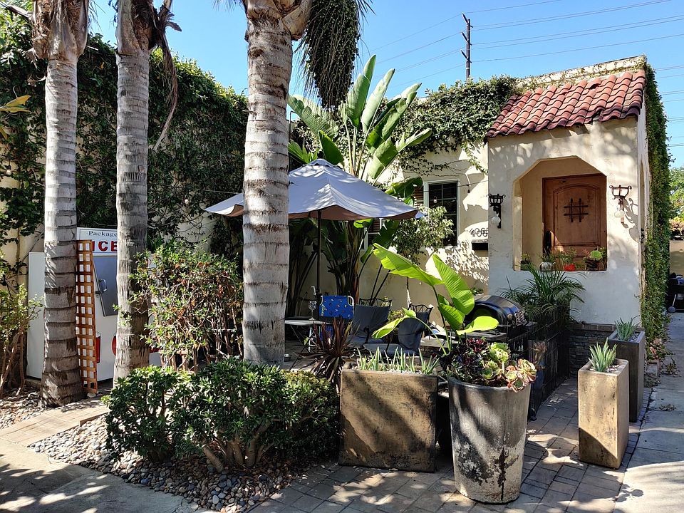 1st image of 4065 Jackson Ave #A