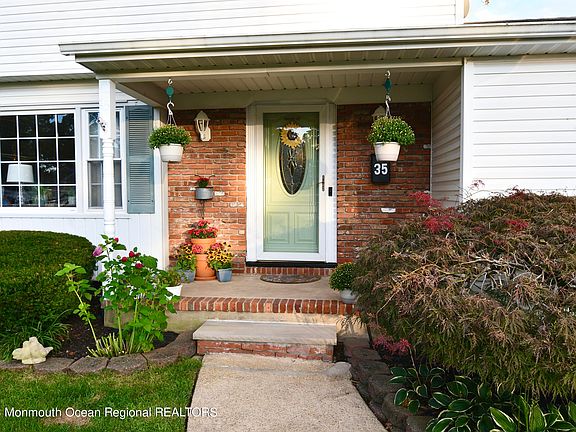 2nd image of 35 Sunnycrest Drive