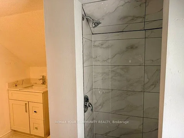 220 Ruggles Ave — Photo 26