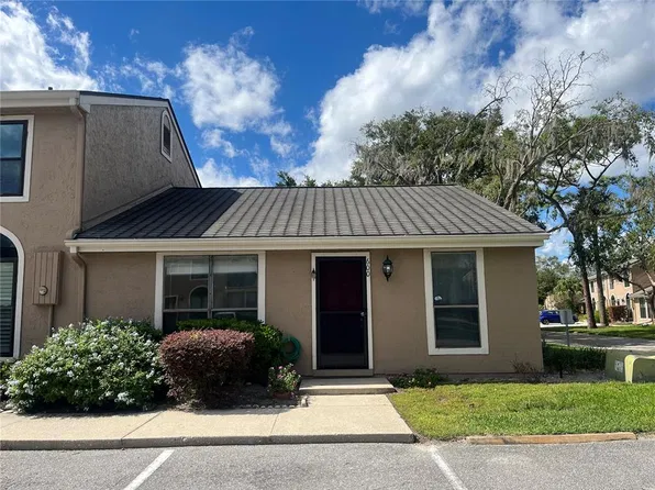 600 CASA PARK N CT., WINTER SPRINGS, FL 32708