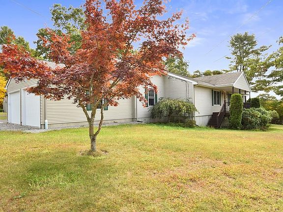 3rd image of 38 Barnes Ln