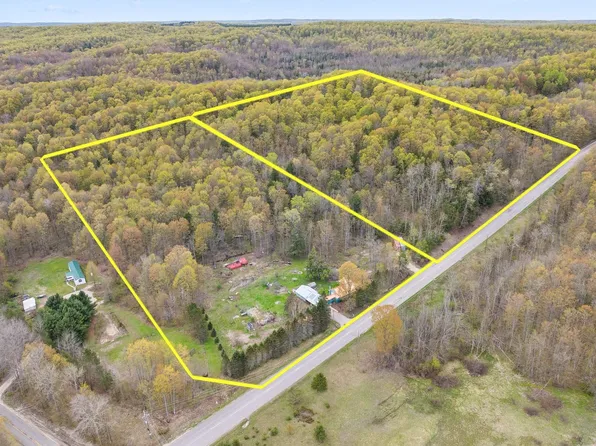 4839 Bunker Hill Rd, Central Lake, MI 49622