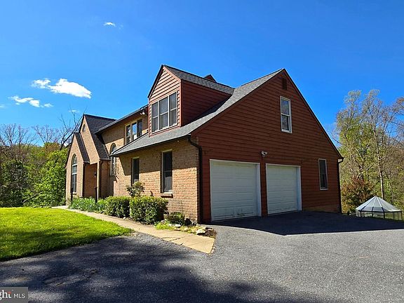 4th image of 13 Brian Daniel Ct
