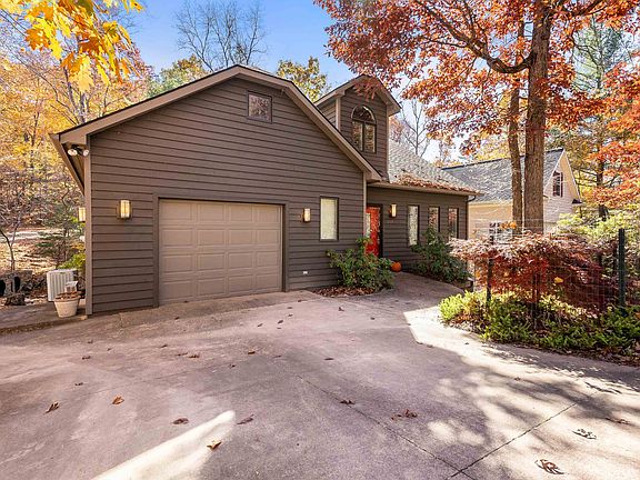 3rd image of 5174 Trevino Dr