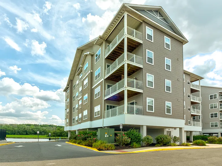The Residences at River Place — Photo 16