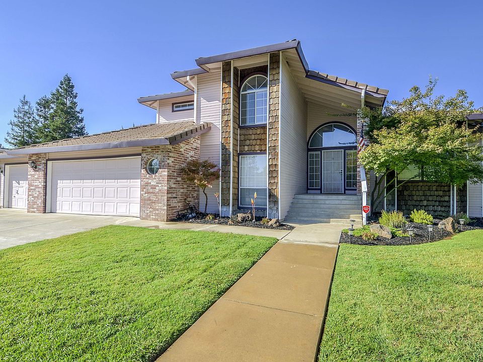 1st image of 211 Sandpiper Dr