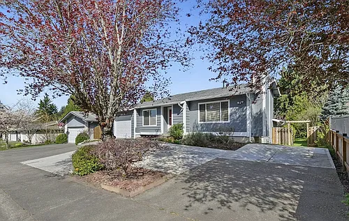 12728 SE 318th Way Photo 1