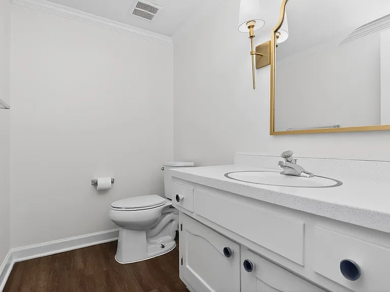 1819 Sabrina Ct — Photo 9