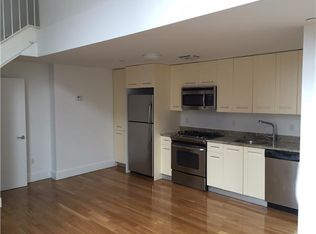 418 Keap St APT 3B, Brooklyn, NY 11211