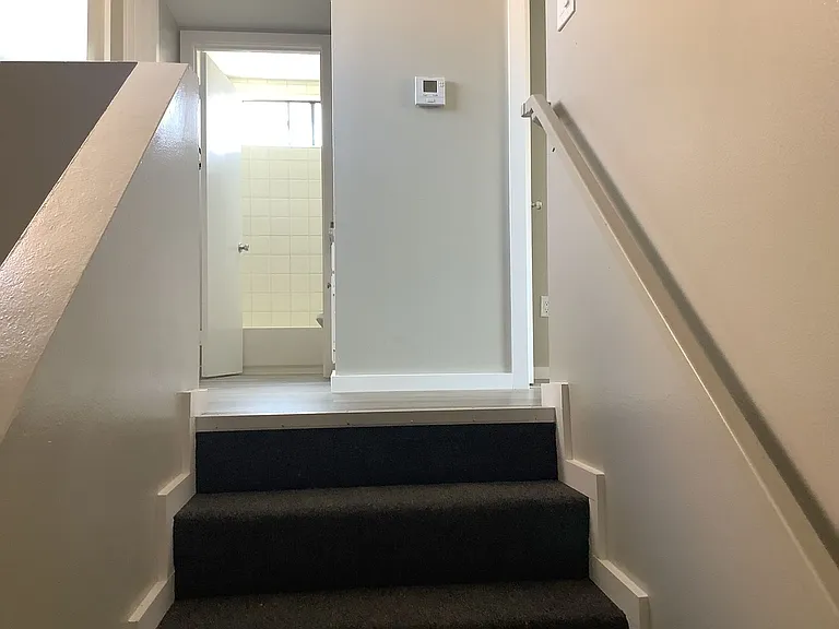 4576 Florence Ave — Photo 13