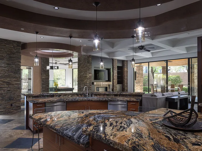 17 Soaring Bird Ct — Photo 9