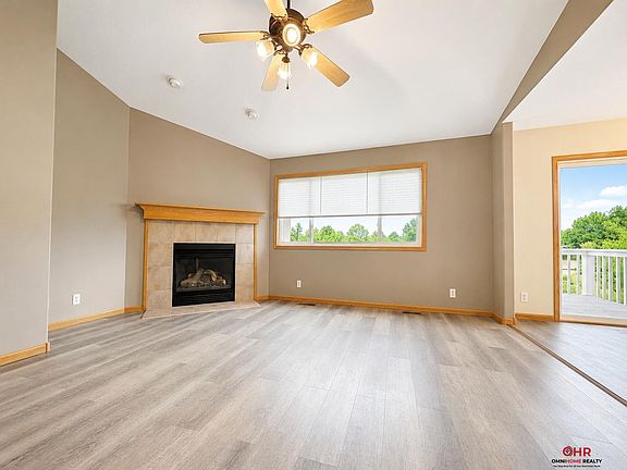 4th image of 7130 Whitewater Ln