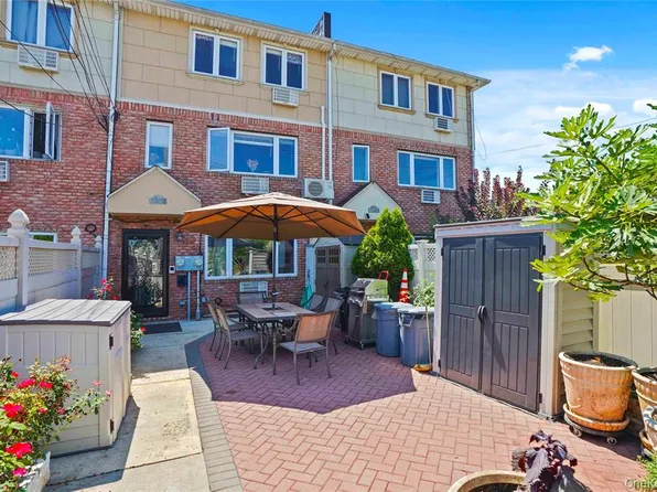 65-36 Metropolitan Avenue image 3 of 33