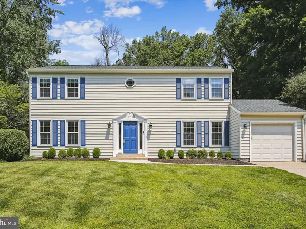 1534 Red Rock Ct, Vienna, VA 22182